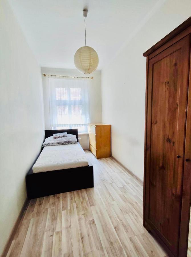 Apartment Near Center - Botanic Garden ヴロツワフ エクステリア 写真