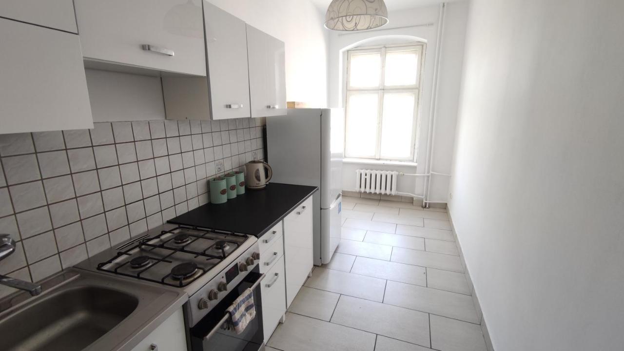 Apartment Near Center - Botanic Garden ヴロツワフ エクステリア 写真
